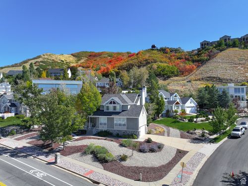 3893 Bountiful Blvd, Bountiful, UT, 84010-5840 | Card Image