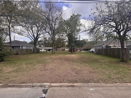 3906 Swanee Street, Lake Charles, LA, 70601 | Card Image