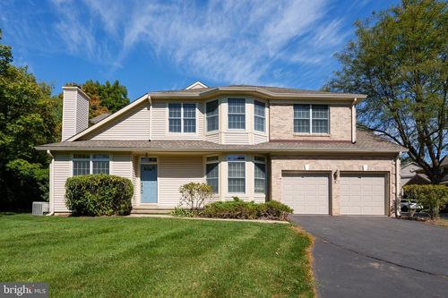 33 Wilkinson Way, Princeton, NJ, 08540-7347 | Card Image