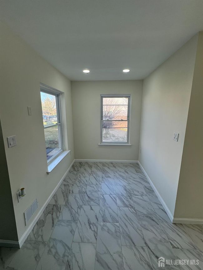 17 Spyglass Ct, Townhouse with 2 bedrooms, 2 bathrooms and null parking in East Windsor NJ | Image 7
