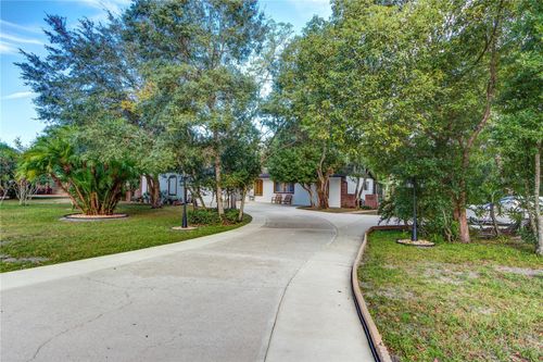 205 Elaine Pl, Chuluota, FL, 32766-9627 | Card Image