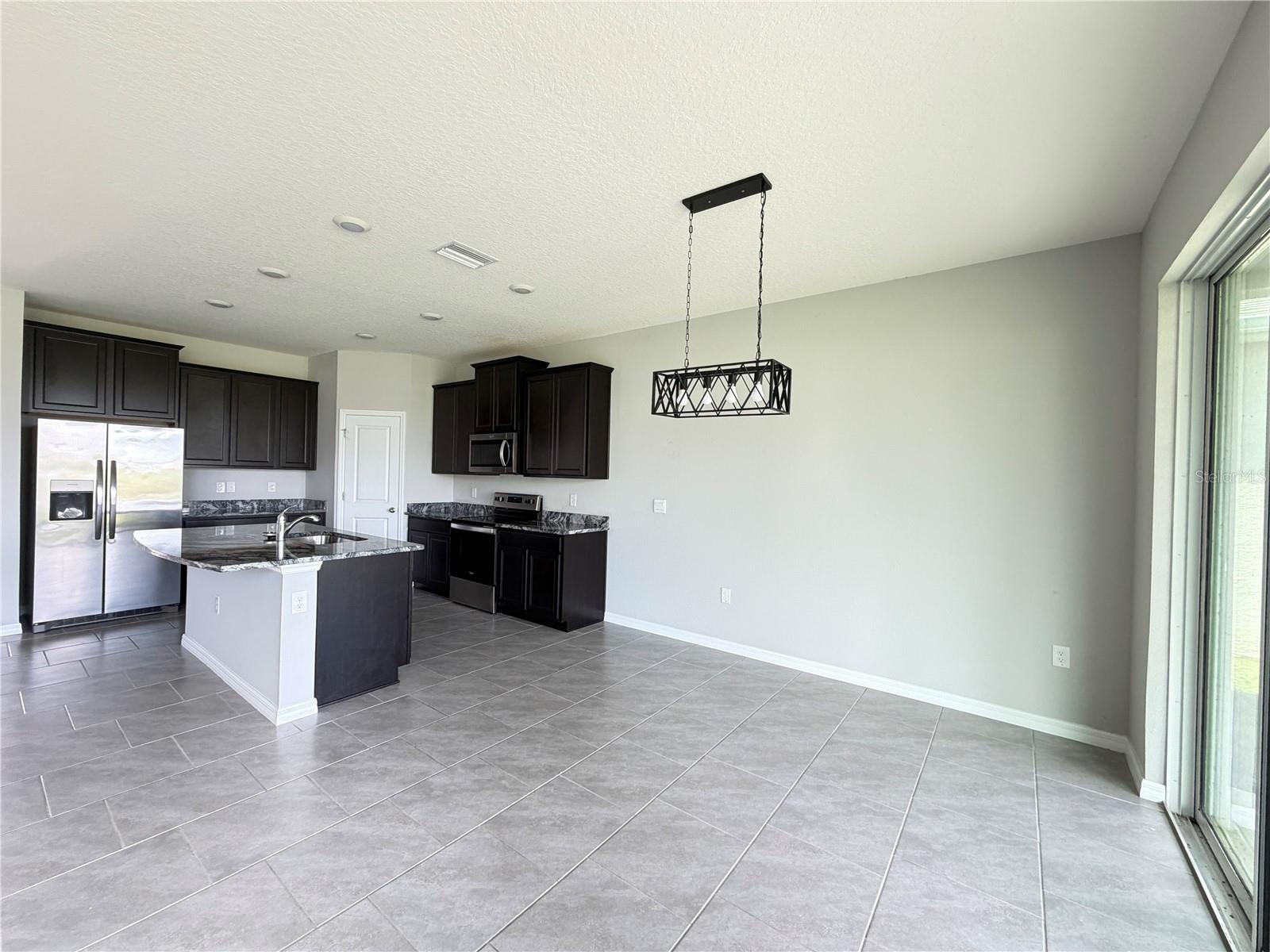 Residential Lease in WESLEY CHAPEL 2