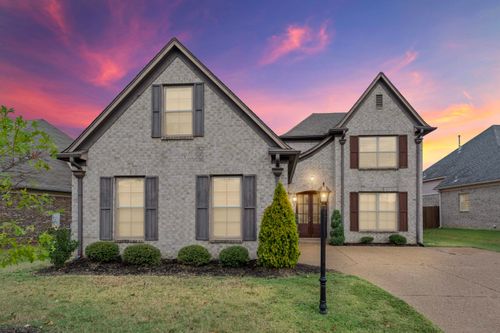 9712 Woodland Creek Ln, Cordova, TN, 38018-3605 | Card Image