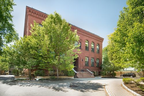 2b-11 Wyman St, Boston, MA, 02130-1981 | Card Image