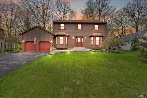 4527 Lamplighter Ln, Manlius, NY, 13104-2320 | Card Image