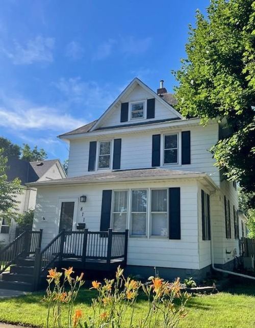 811 5th Ave Nw, Austin, MN, 55912-2110 | Card Image