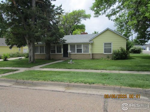 585 11th St, Burlington, CO, 80807-1711 | Card Image