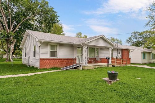 104 W Park St, Butler, MO, 64730-1141 | Card Image
