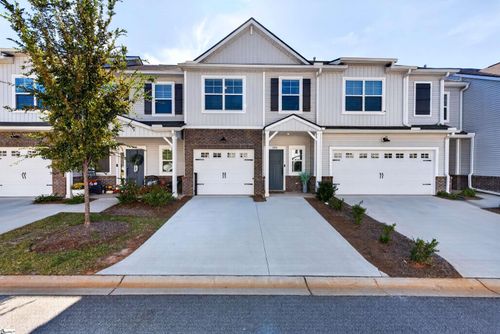 306 Hollenbeck Pl, Greenville, SC, 29607-4979 | Card Image