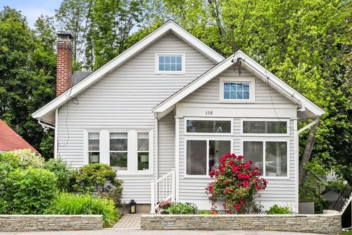 338 Forest St, Arlington, MA, 02474-1345 | Card Image