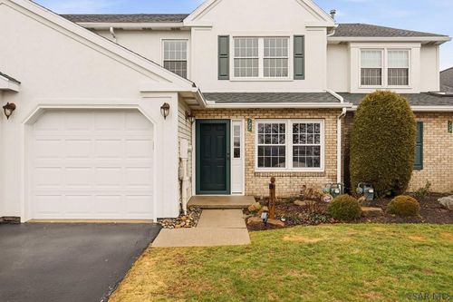 137 Tank Dr, Johnstown, PA, 15904-3223 | Card Image