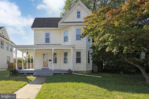 308 W Broad St, Paulsboro, NJ, 08066-1655 | Card Image