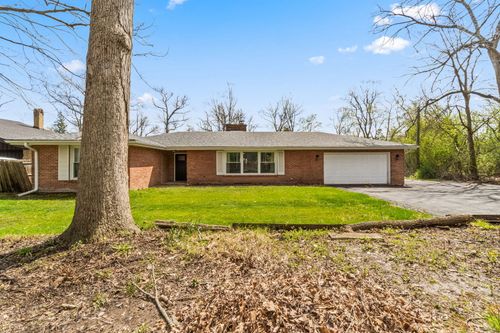 219 E Sheridan Rd, Lake Bluff, IL, 60044-2731 | Card Image