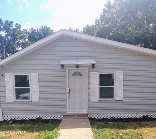 10 Hill St, Jackson, TN, 38301-6737 | Card Image