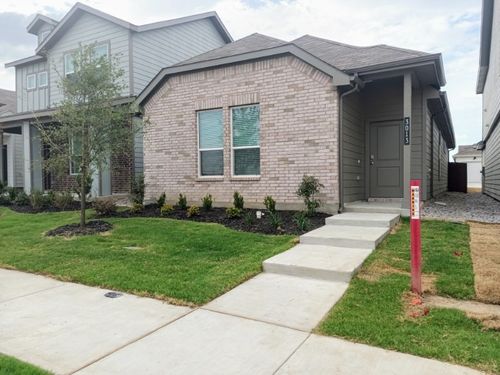 3013 Pecan Farm Ln, Fort Worth, TX, 76140-5667 | Card Image