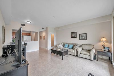 3257 Mangrove Point Drive, Townhouse with 3 bedrooms, 3 bathrooms and null parking in Ruskin FL | Image 3