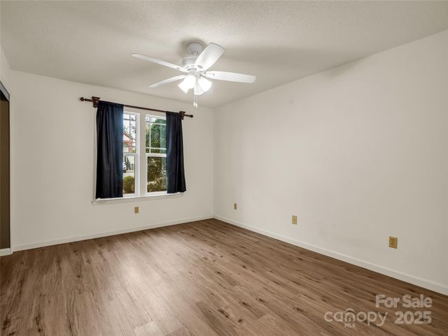 2403 Deermouse Way, Condo with 2 bedrooms, 2 bathrooms and null parking in Hendersonville NC | Image 25
