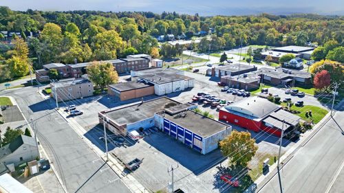 70 Water St, Simcoe, ON, N3Y1R1 | Card Image