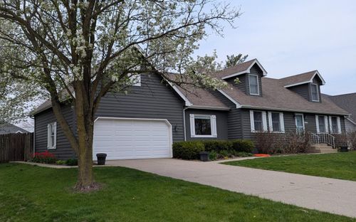 2066 Anna St, Schererville, IN, 46375 | Card Image