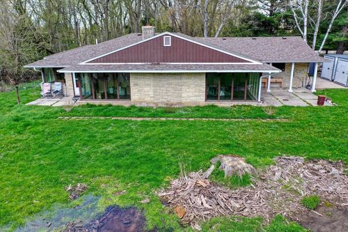 12125 Western Avenue, Cedarburg, WI, 53012 | Card Image