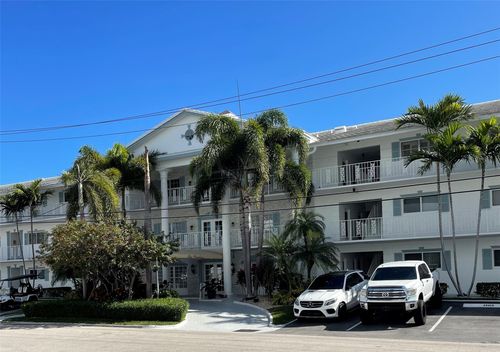 apt-206-3050 Ne 48th St, Fort Lauderdale, FL, 33308-4957 | Card Image