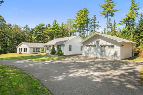 6 Artist'S Way, Lamoine, ME, 04605 | Card Image