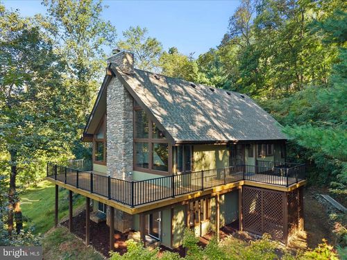 1388 Granny Smith Rd, LINDEN, VA, 22642-6034 | Card Image