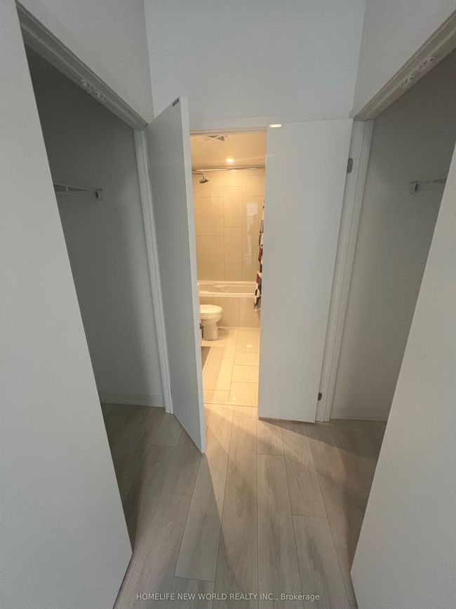 717 - 15 Lower Jarvis St, Condo with 2 bedrooms, 2 bathrooms and 1 parking in Toronto ON | Image 12