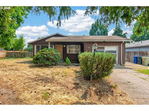825 S Magnolia St, Cornelius, OR, 97113-6507 | Card Image