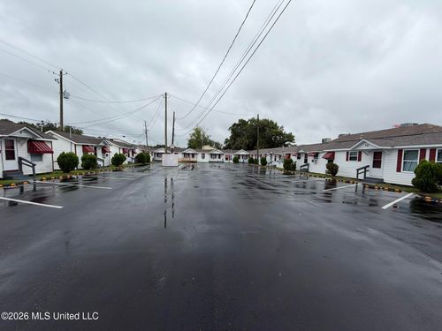 2524 28th St, Gulfport, MS, 39501-5943 | Card Image