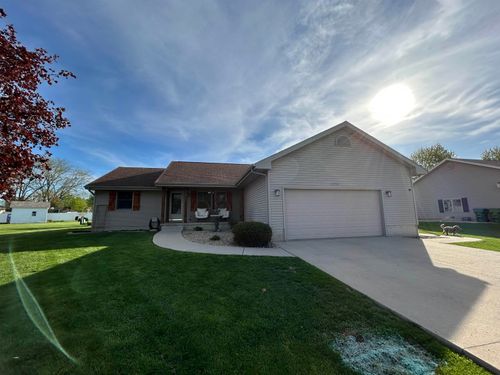 1711 Peri Dr, Mendota, IL, 61342-1117 | Card Image