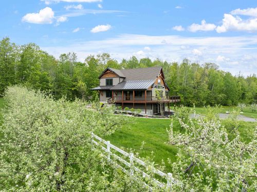 22 Ginger Gold Way, Gilford, NH, 03249-3200 | Card Image