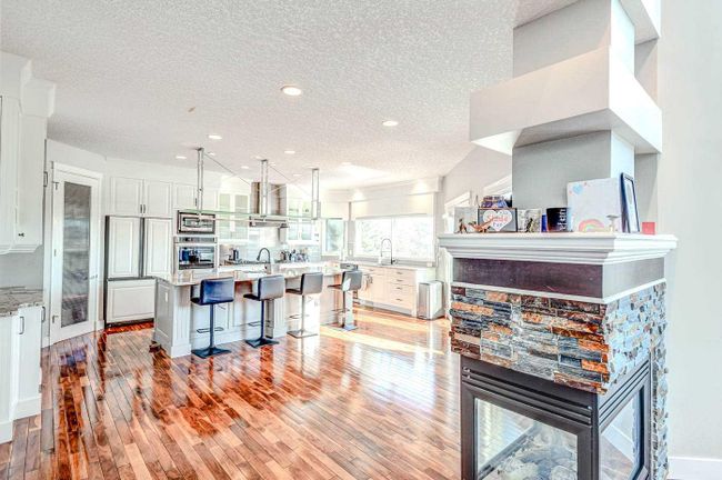 94 Mckenzie Lake Island Se, Home with 4 bedrooms, 4 bathrooms and 7 parking in Calgary AB | Image 15