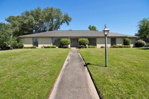 1401 Le Duke Blvd, Longview, TX, 75601-4126 | Card Image