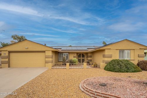 10726 W Pineaire Dr, Sun City, AZ, 85351-1008 | Card Image