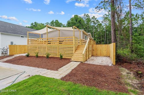 107 N 6th St, Santa Rosa Beach, FL, 32459-3865 | Card Image