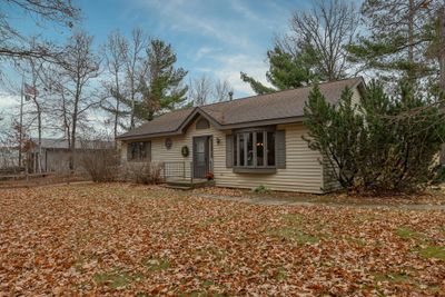 Welcome to this charming city home in Longville | Image 1