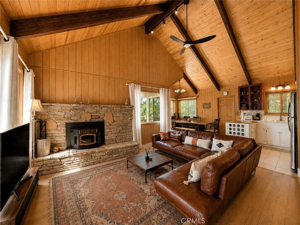 Residential in Pine Mountain Club 2