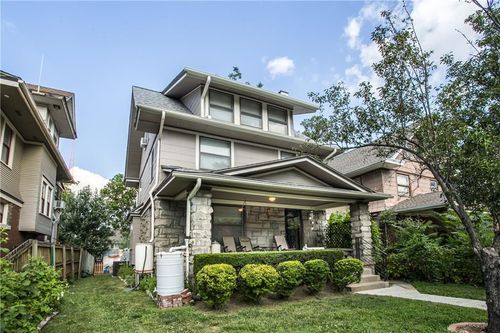 3020 Campbell St, Kansas City, MO, 64109-1418 | Card Image