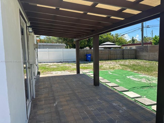 1754 Ne 48 Th Ct, House other with 3 bedrooms, 1 bathrooms and null parking in Pompano Beach FL | Image 34