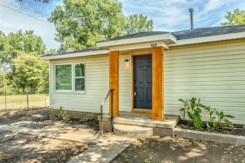 402 S Harrison Ave, Cushing, OK, 74023-4312 | Card Image