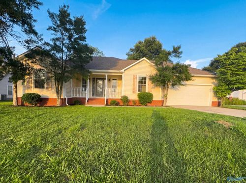 107 Nathan Dr, Owens Cross Roads, AL, 35763-8524 | Card Image