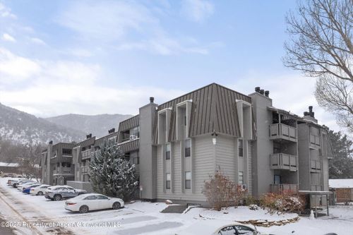 207-1527 Blake Ave, Glenwood Springs, CO, 81601-3963 | Card Image