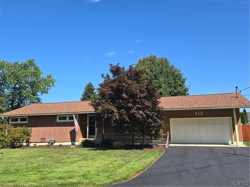 212 Cleveland Ave, Liverpool, NY, 13088-4341 | Card Image