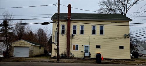 285 Clinton St, Lockport, NY, 14094-2409 | Card Image