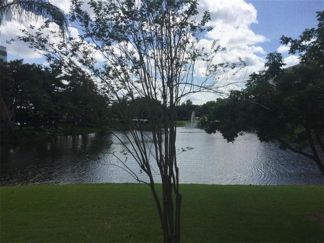 APT-209 - 2236 N Cypress Bend Dr, Condo with 2 bedrooms, 2 bathrooms and null parking in Pompano Beach FL | Image 8