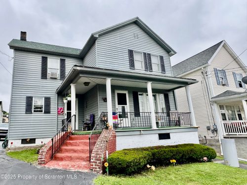 158 Brick St, Throop, PA, 18512-3311 | Card Image