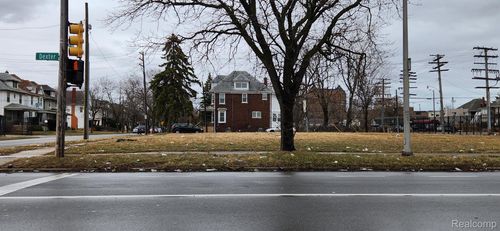 7356 Dexter Ave, Detroit, MI, 48206-2512 | Card Image