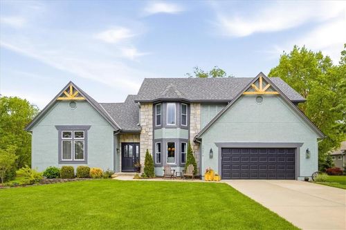 15275 Long St, Overland Park, KS, 66221-2373 | Card Image