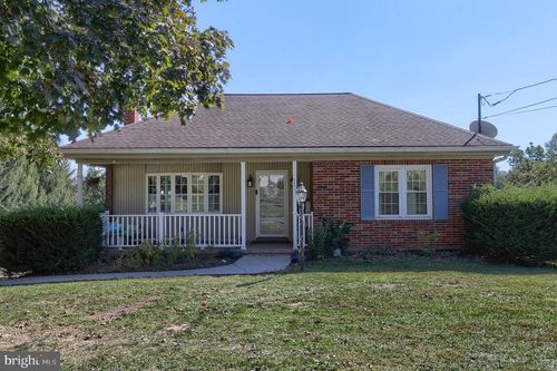 5691 Chambers Hill Rd, HARRISBURG, PA, 17111-3302 | Card Image